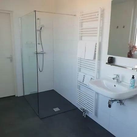 Apartment At The Harbour Free Sauna & Bikes